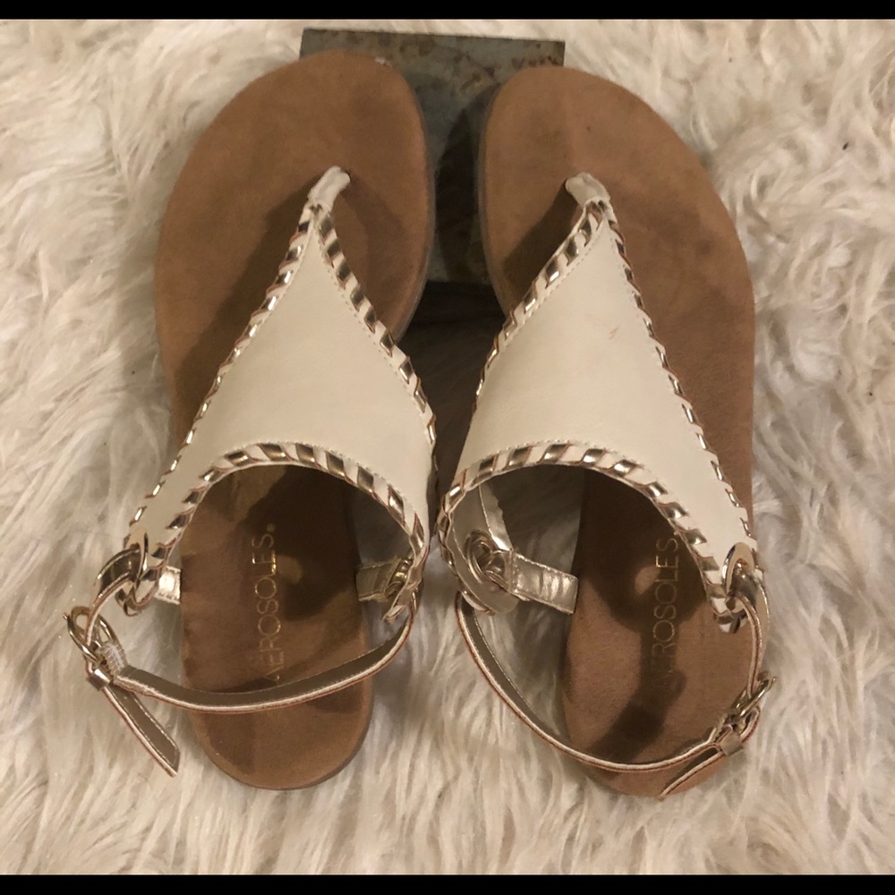 Aerosole T-Strap sandals